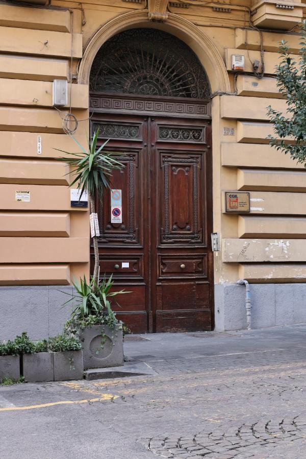 Quatrum Napoli - B&B エクステリア 写真