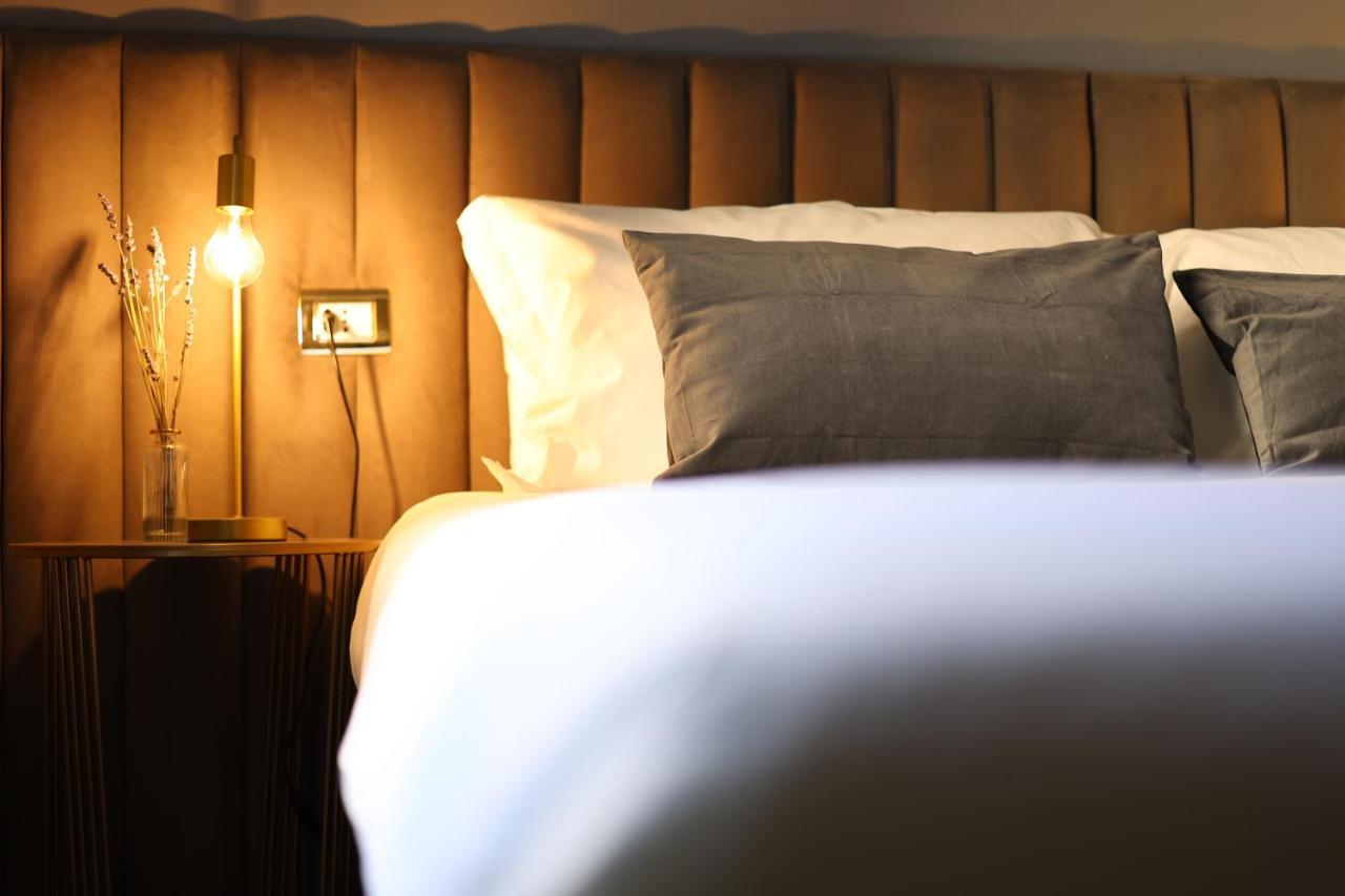 Quatrum Napoli - B&B エクステリア 写真