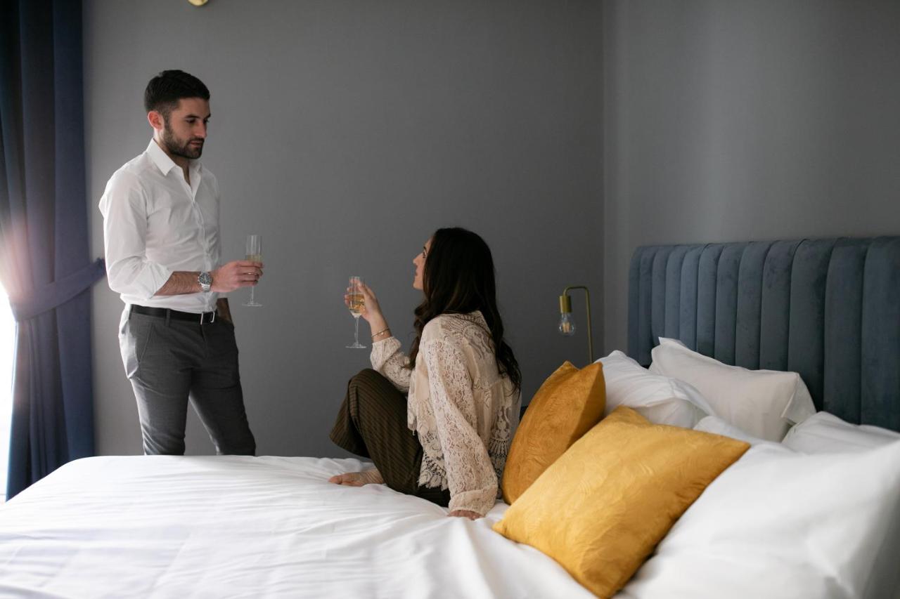 Quatrum Napoli - B&B エクステリア 写真
