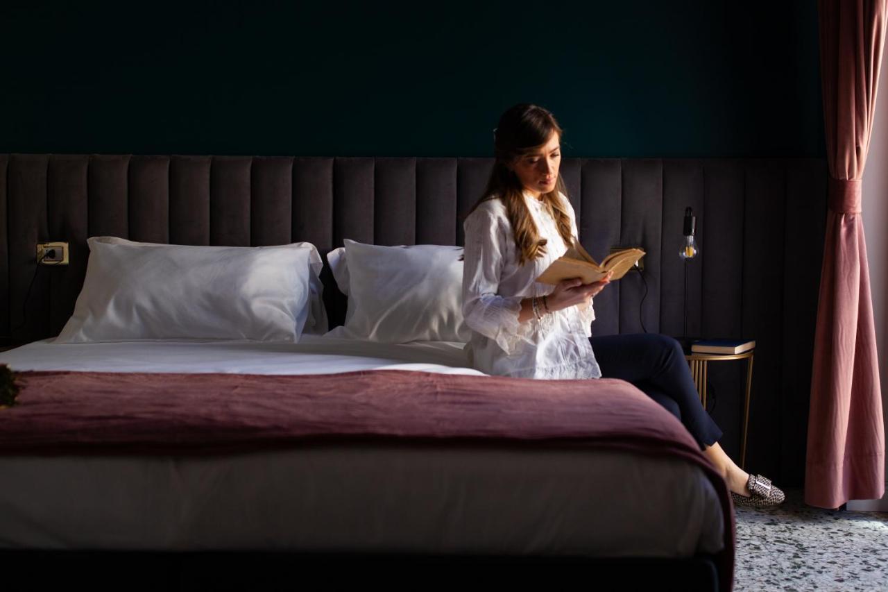 Quatrum Napoli - B&B エクステリア 写真