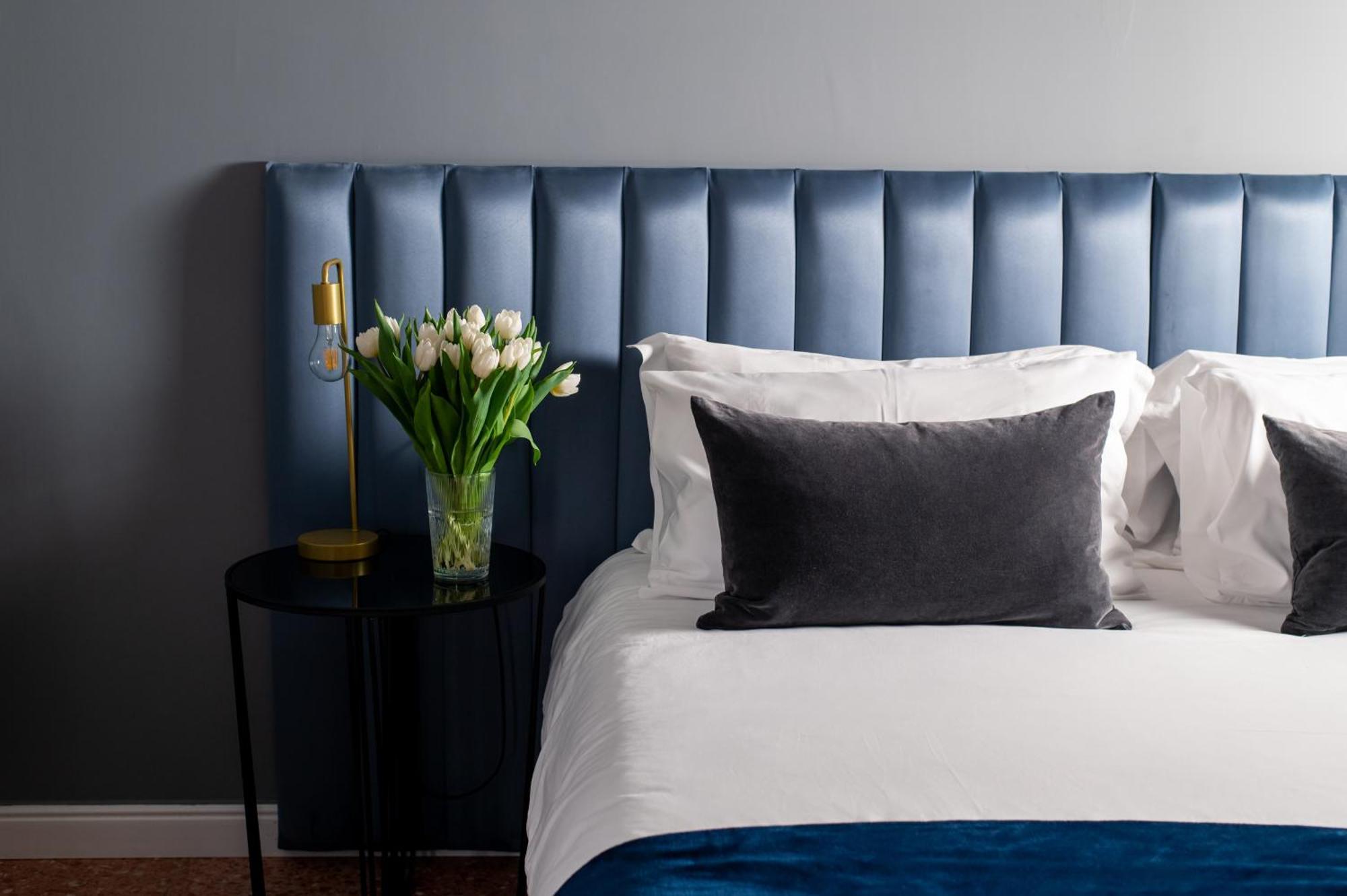 Quatrum Napoli - B&B エクステリア 写真