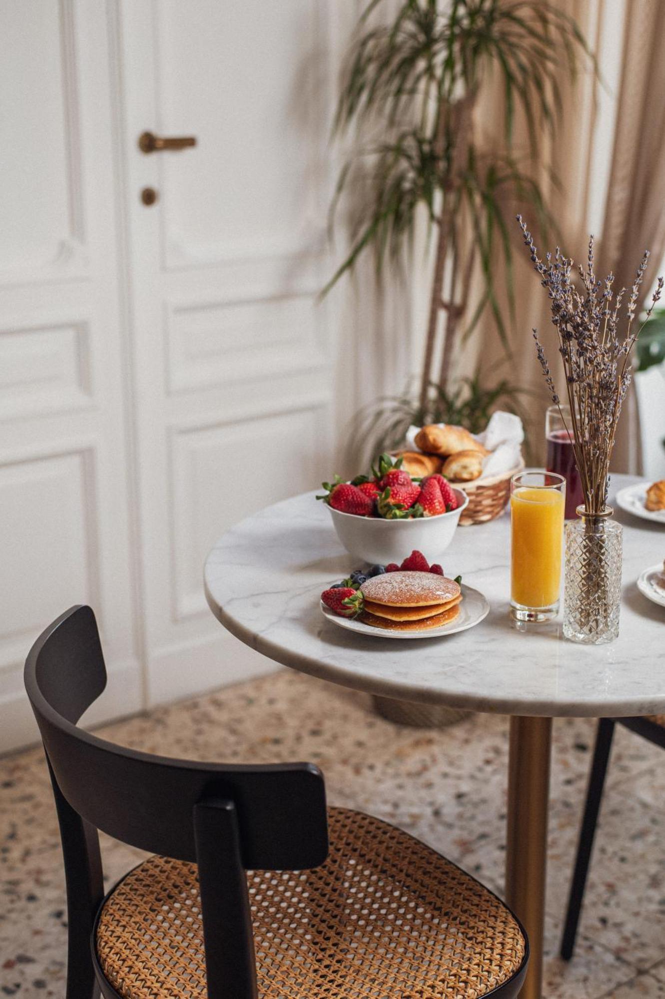 Quatrum Napoli - B&B エクステリア 写真